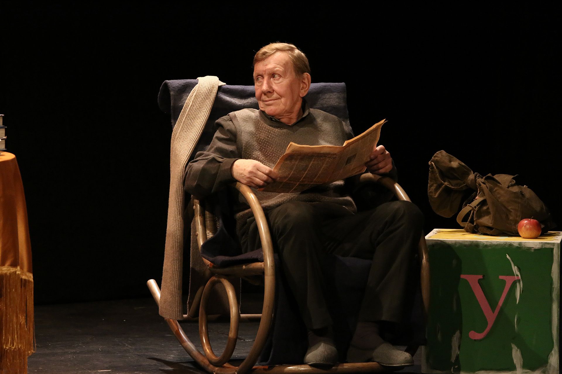 Похороните меня за плинтусом